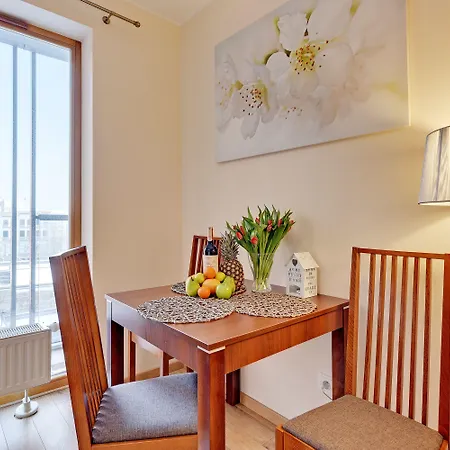 Apartinfo Aura Hotel *