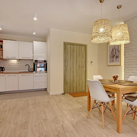 Apartinfo Aura * Danzig