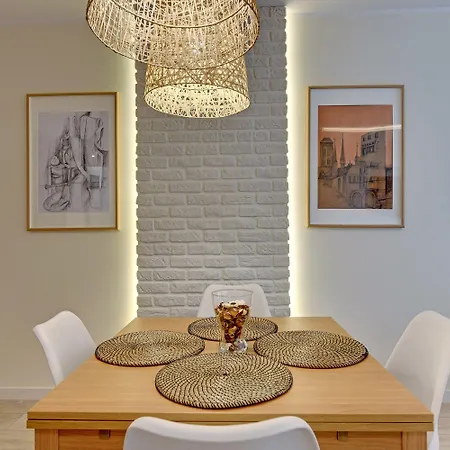 Apartinfo Aura Hotel Gdańsk
