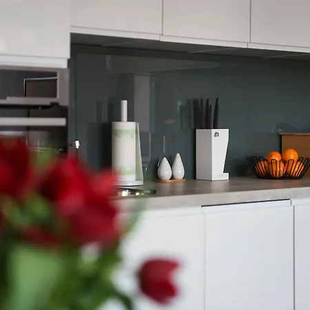 Hotel Apartinfo Aura