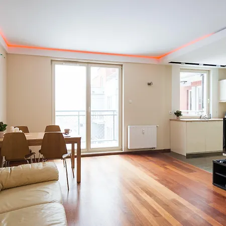 Apartinfo Aura Hotel Danzig