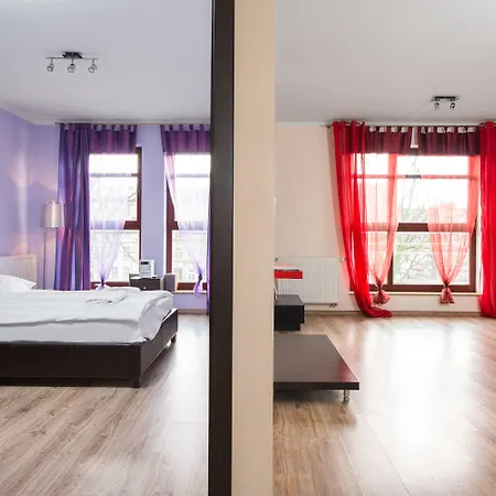 Apartinfo Aura Hotel