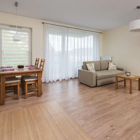 Apartinfo Aura Hotel *